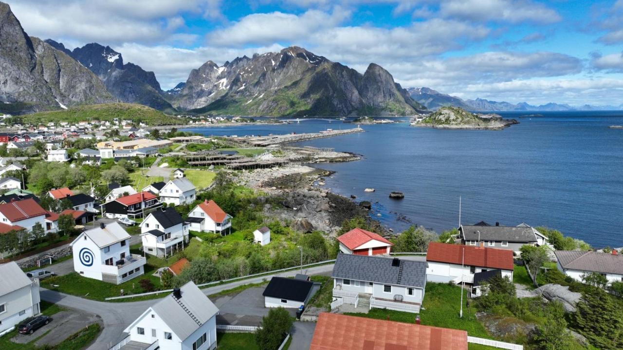 House In The Heart Of Lofoten With Spectacular View Reine Bagian luar foto